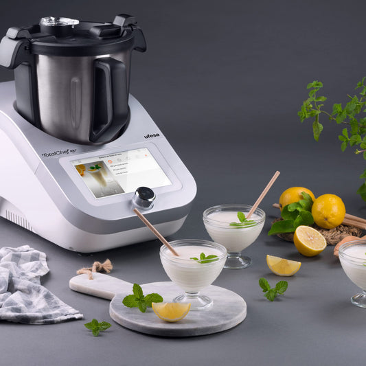 Robot de Cocina Ufesa TotalChef RK7 – 30 Funciones, 4,5 L, Pantalla Táctil 7", Conectividad Wi-Fi